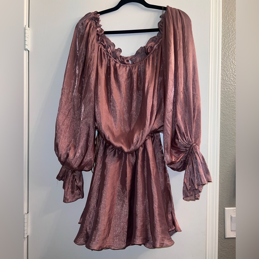 House of CB Dusty Rose Satin Off-Shoulder Mini Dress - Picture 5 of 9